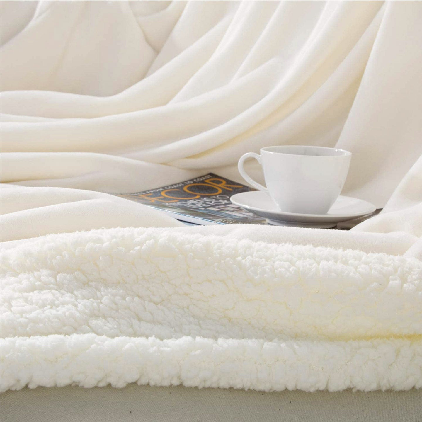 Ultra Soft Sherpa Throw Blanket - Off White