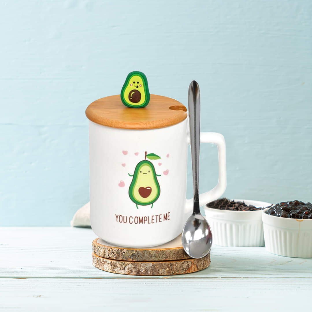 Avocado Ceramic mug with lid & spoon